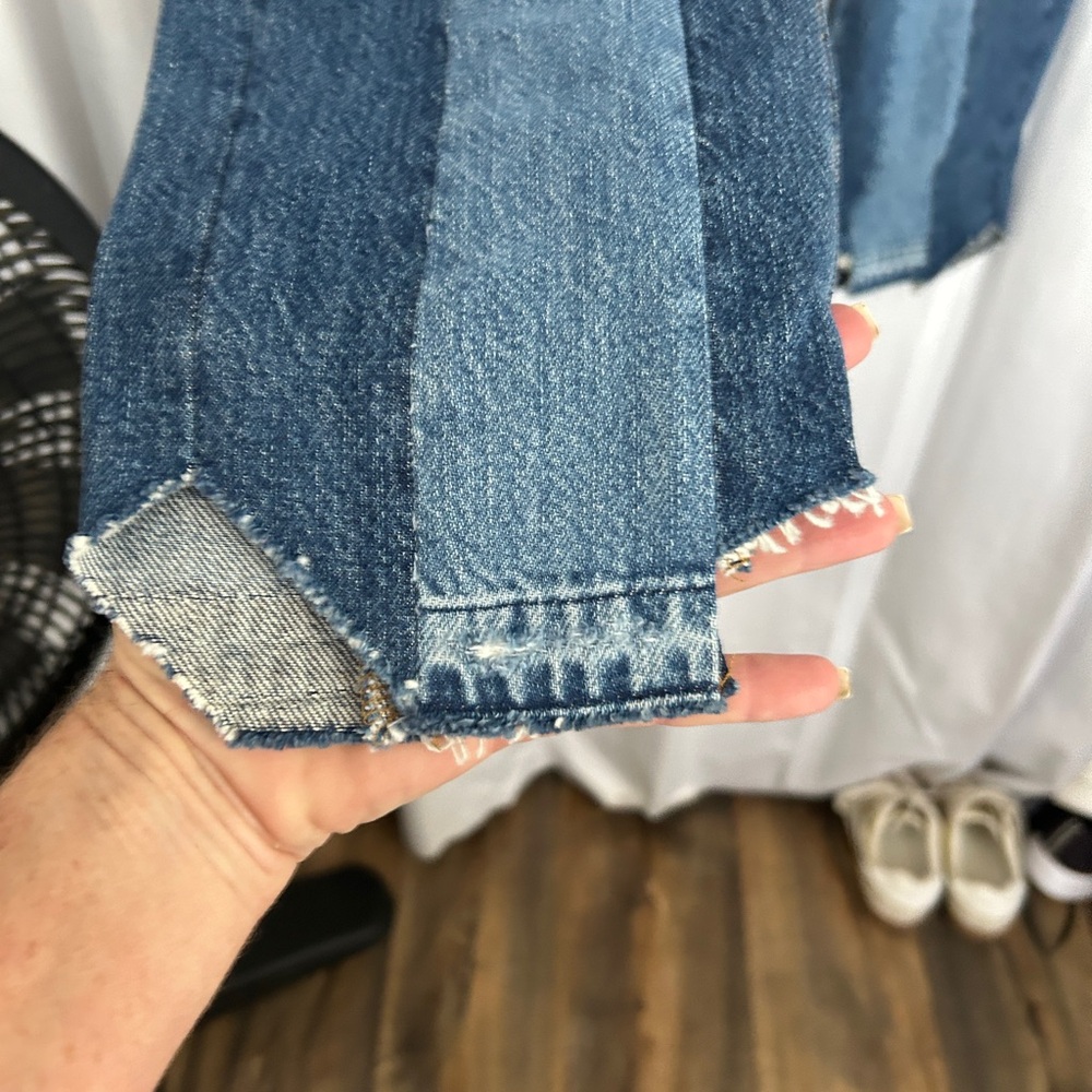 Frame Blue Jeans - Picture 5 of 8